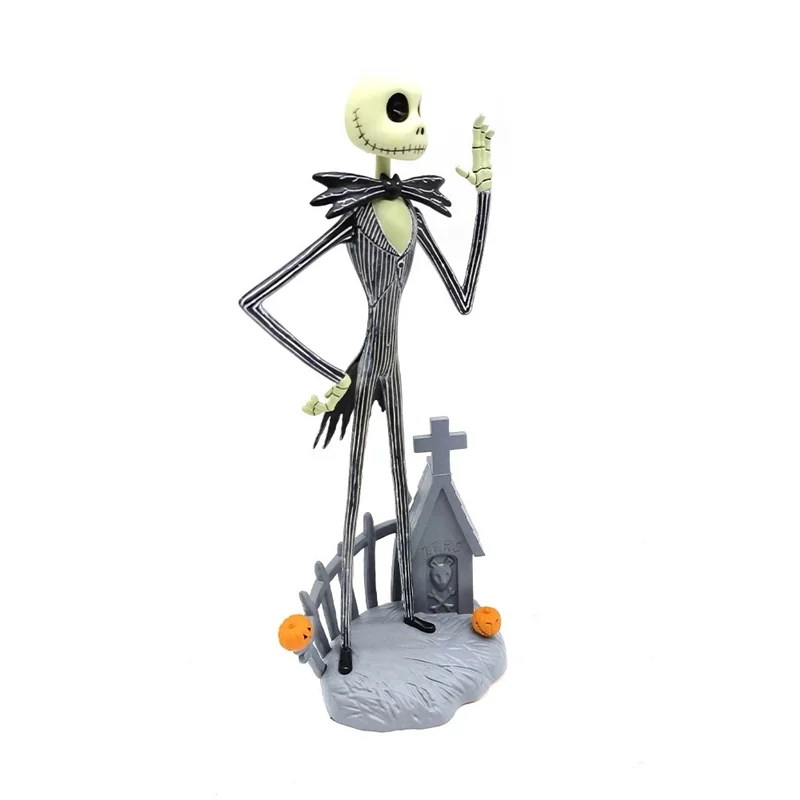 نمای مایل از سمت چپ فیگور Jack Skellington