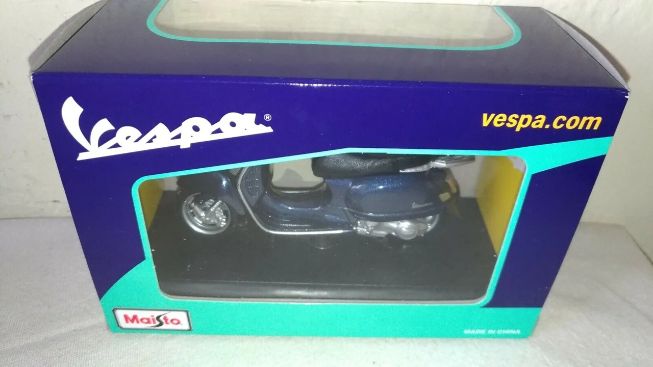 خرید ماکت فلزی موتور فلزی موتور مایستو «2003 وسپا گرانتوریسمو» Maisto Motorcycles Vespa Granturismo (2003) 39540