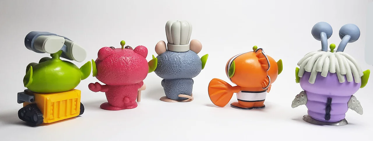 فیگور دیزنی پیکسار ست 5 تایی بیگانه سهچشمی نمای پشت سر