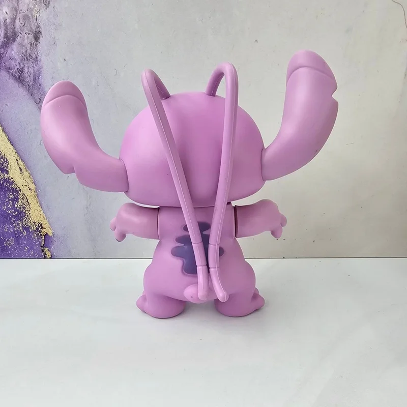 نمای پشت فیگور آنجل Angel Stitch با گوشها و دم مشخص