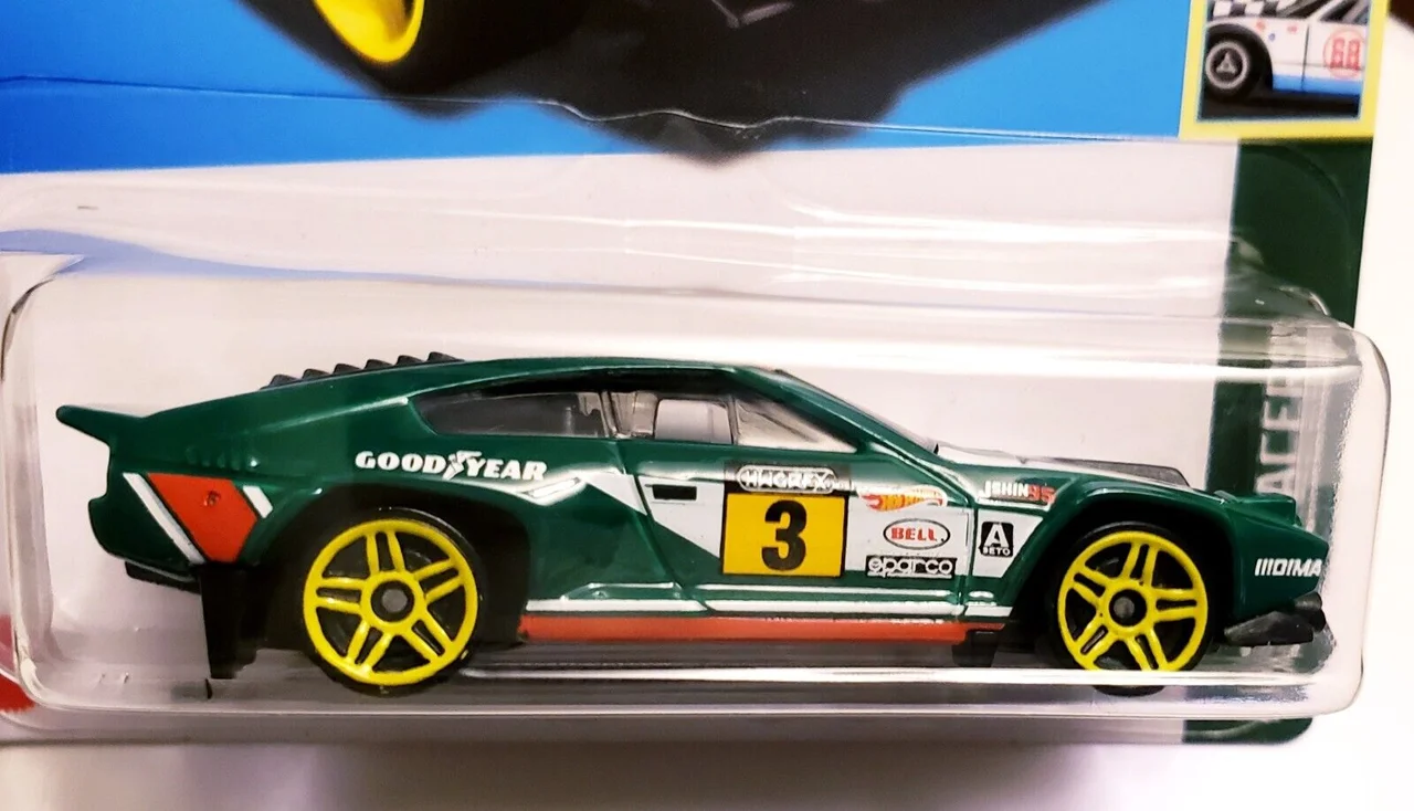 خرید ماکت فلزی ماشین فلزی هات ویلز «دیماچینی ولوسه» ماشین فلزی  Hot Wheels Dimachinni Veloce Retro Racers 2/10 5/250
