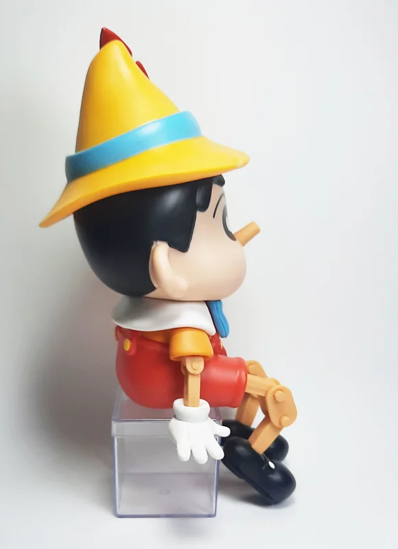 فیگور عروسک اسباببازی پینوکیو مدل Pinocchio Figure نمای جانبی