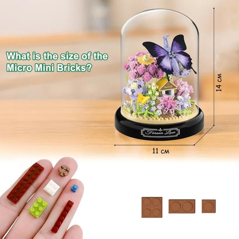 لگو جعبه گل و پروانه بوتیک Flower Butterfly Love روی دست برای نشان دادن اندازه واقعی قطعات
