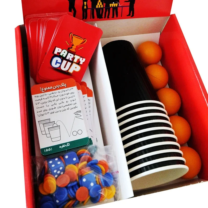 محتویات جعبه بازی پارتی کاپ باز شده