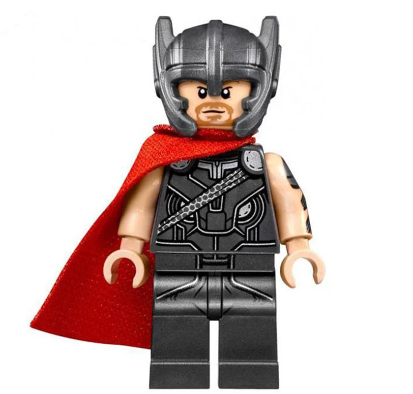 مینی فیگور Thor Ragnarok با کلاه جنگ ثور رگناروک