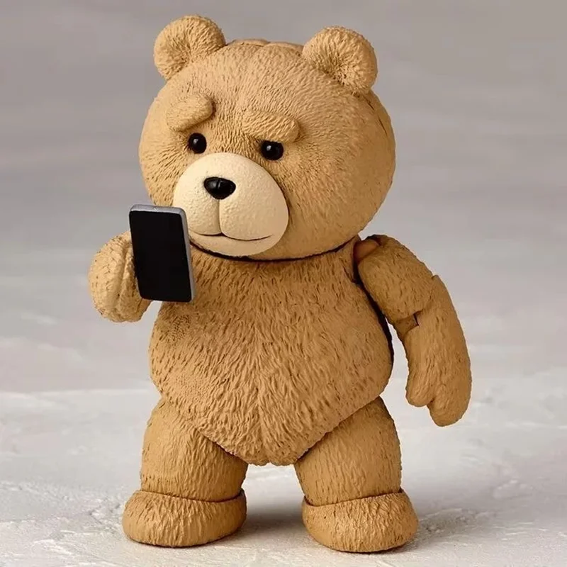 فیگور تد Ted 2 در حال نگاه کردن به گوشی Ted 2 Figure
