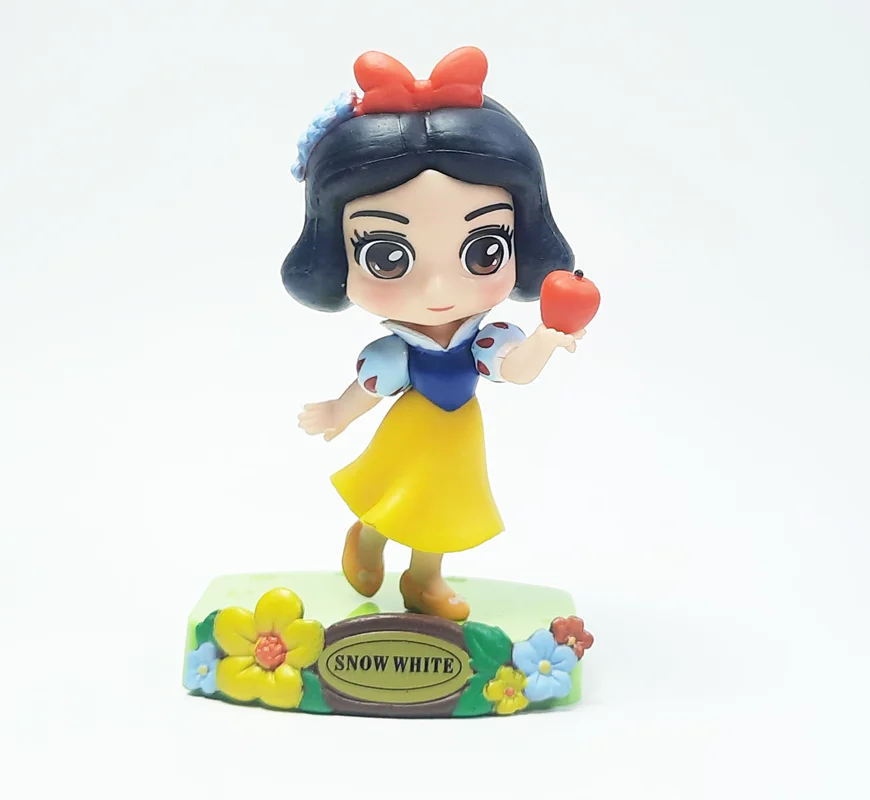 فیگور سفید برفی Snow White Figure با پایه تزئینی و سیب در دست