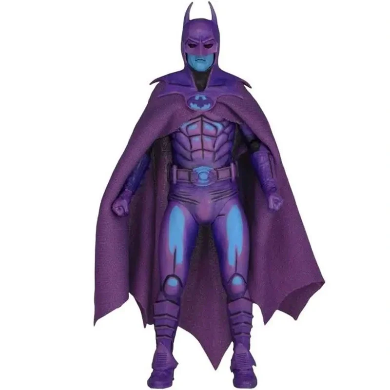 نمای تمام قد فیگور بتمن 1989 - Full body shot of Batman 1989 Michael Keaton