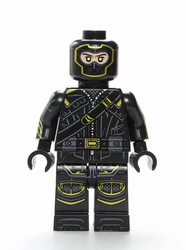 فیگور شخصیت رونین نمای جلو بدون کلاه