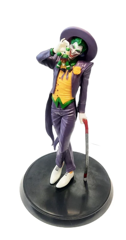 تصویر کلی فیگور جوکر با لباس آبی و موی سبز