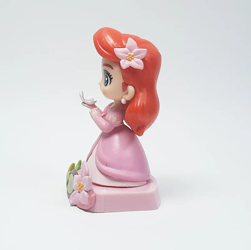 فیگور آریل Ariel Figure از زاویه کناری دوم