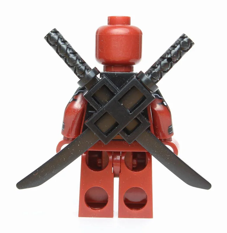 MiniFigure لگو ددپول با شمشیر و تفنگ