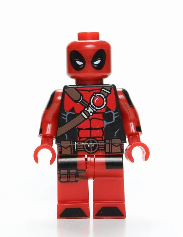 مینی فیگور لگو Deadpool نمای روبرو