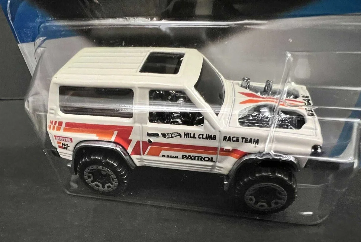خرید ماشین فلزی ماکت فلزی هات ویلز «نیسان پاترول کاستوم» ماشین فلزی Hot Wheels Nissan Patrol Custom HW J-Lamports 1/10 20/250