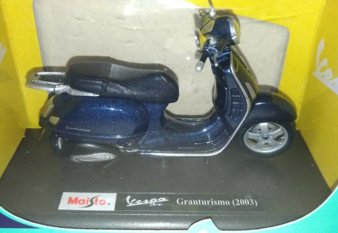 خرید ماکت فلزی موتور فلزی موتور مایستو «2003 وسپا گرانتوریسمو» Maisto Motorcycles Vespa Granturismo (2003) 39540