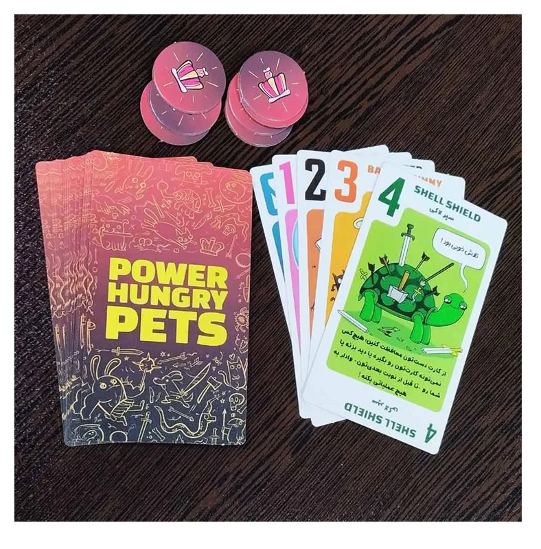 قطعات داخل جعبه بازی حیوانات قدرتطلب کارت ها و توکن ها