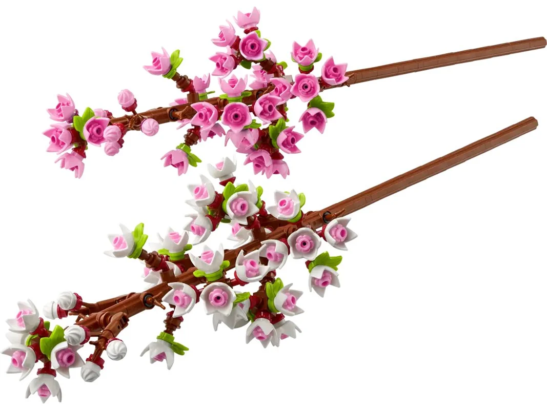 LEGO Cherry Blossoms 40725 - مجموعه ساختنی شکوفههای گیلاس با جزئیات دقیق و طراحی زیبا.
